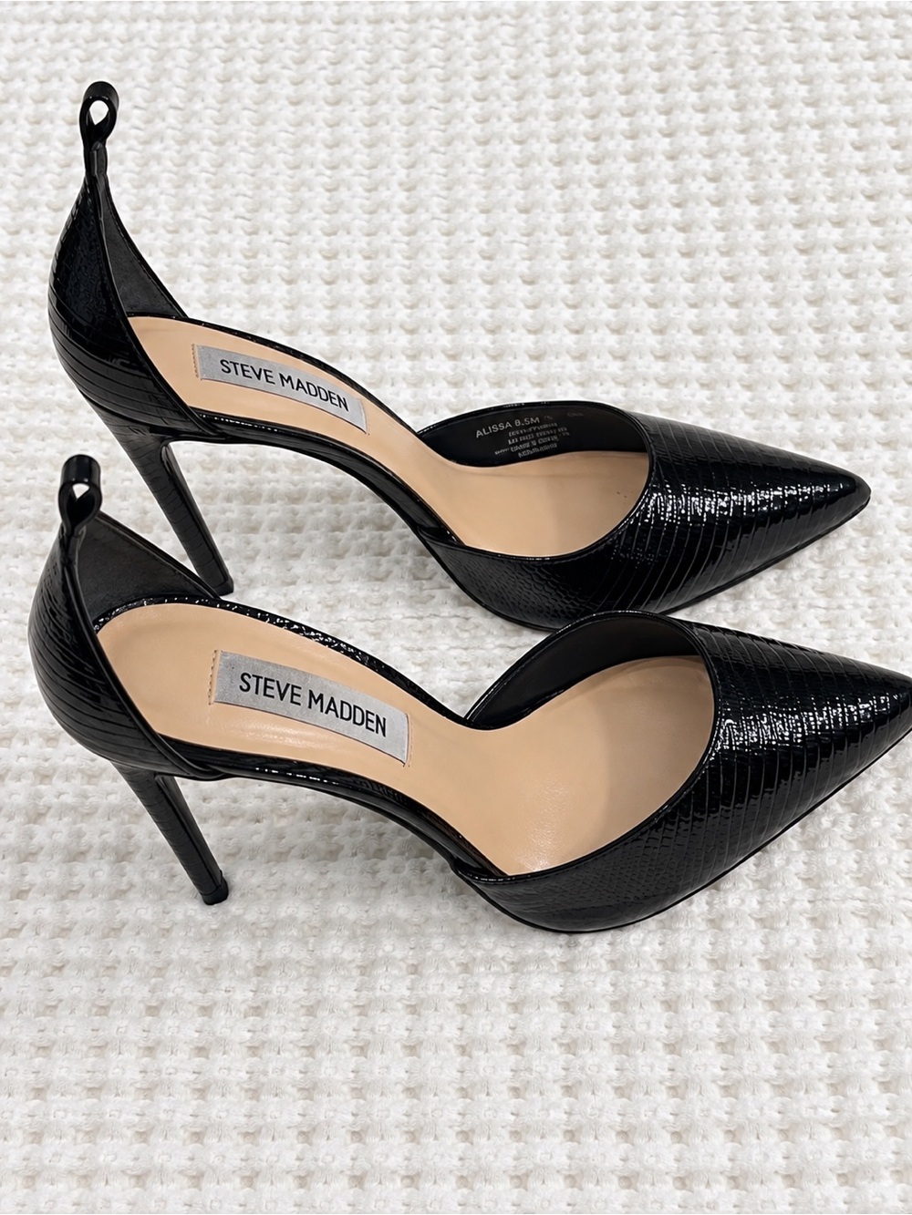 Steve Madden Black Textured Pointed-Toe D'Orsay Stiletto Pumps